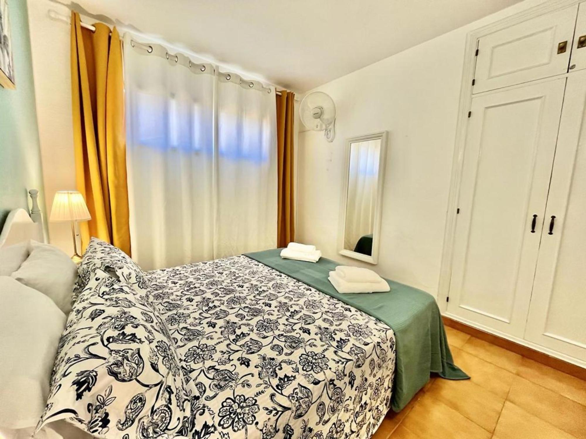 Casa Relu Urbanizacion Torres Del Castillo Apartment *